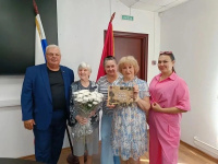 Поздравление ветерана Великой Отечественной войны Ангелины Абрамовны Комочкиной с Днём рождения